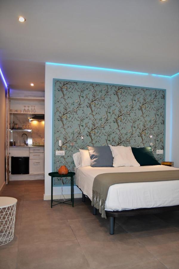 Suite Estudio Montana Torremolinos Bagian luar foto