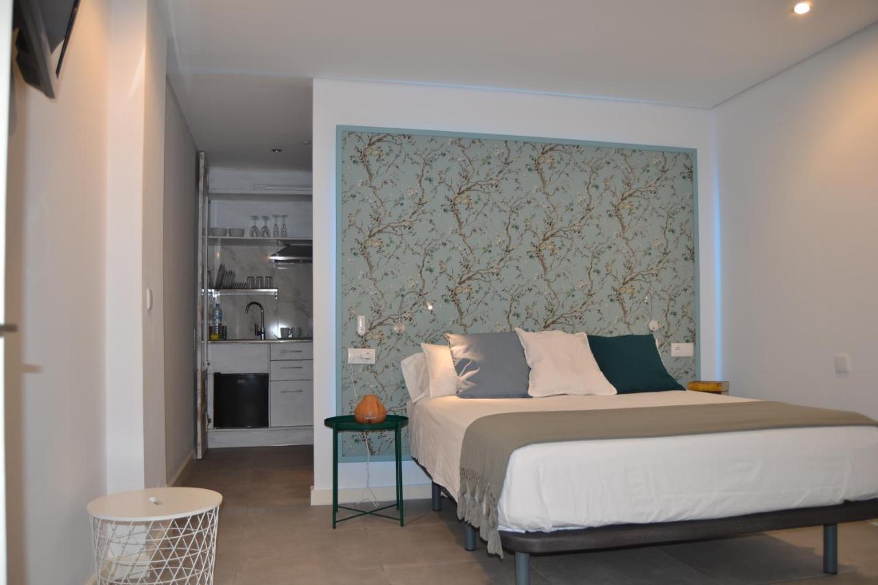 Suite Estudio Montana Torremolinos Bagian luar foto